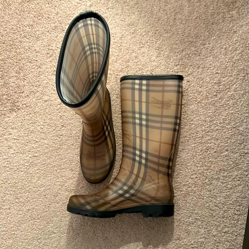 Burberry Haymarket pattern prorsum rain boots US size 9 - Picture 1 of 3